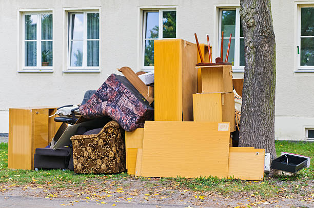Best Demolition Debris Removal  in Chelan, WA